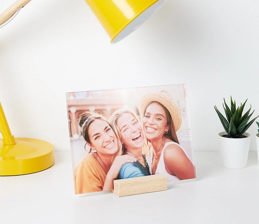 GALLERY_CORNICE_PLEXI.original